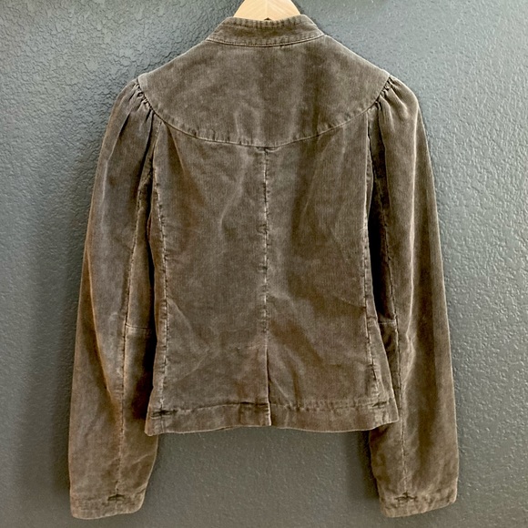 FRENCH CONNECTION Grey Corduroy jacket, short-waist, beautiful details; 00-05 - Picture 13 of 15